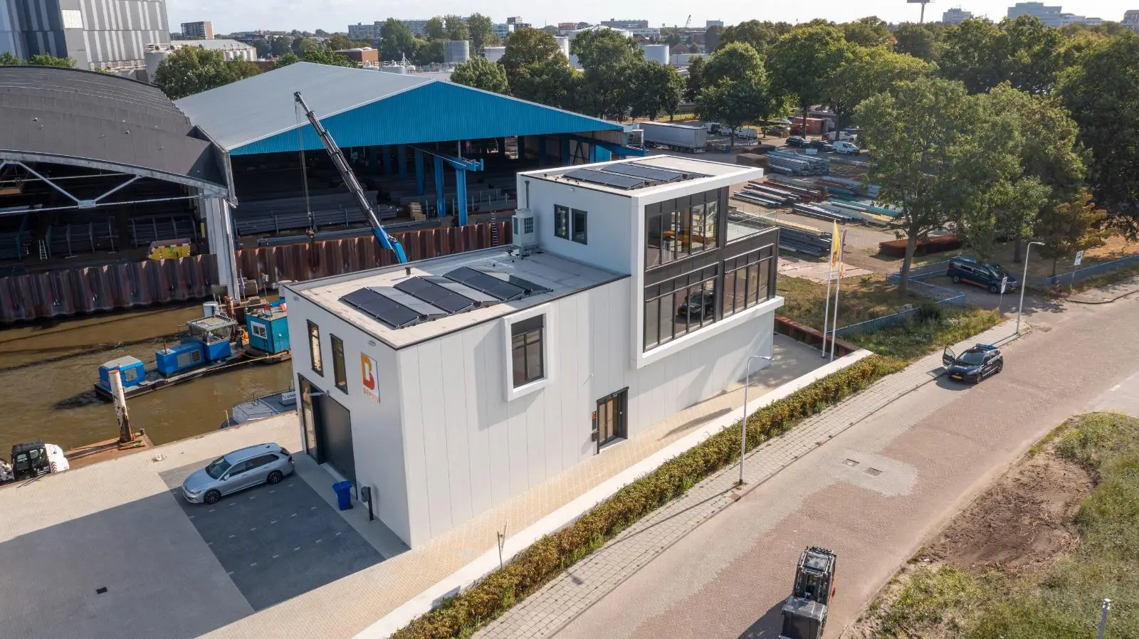 a165820c-2b1c-4659-bcdd-2bfc2143d746