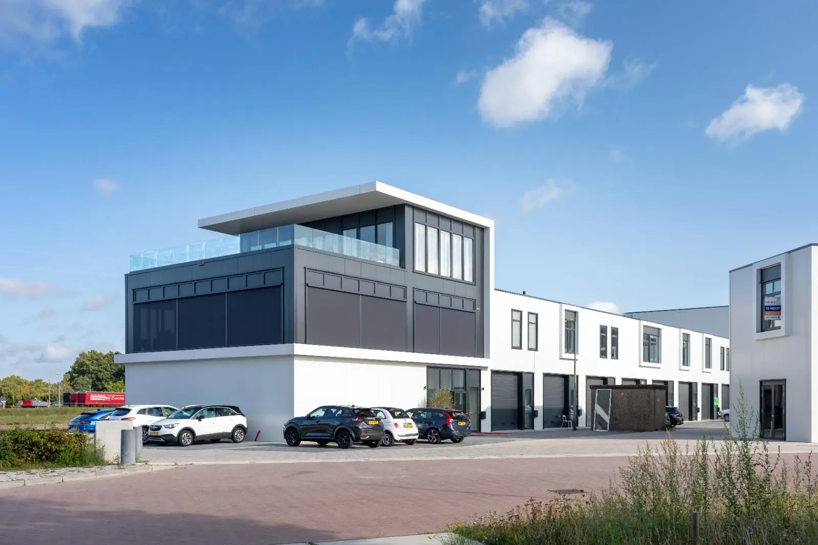 cee1a5e1-66ec-4f36-a013-1fbbd57396ee